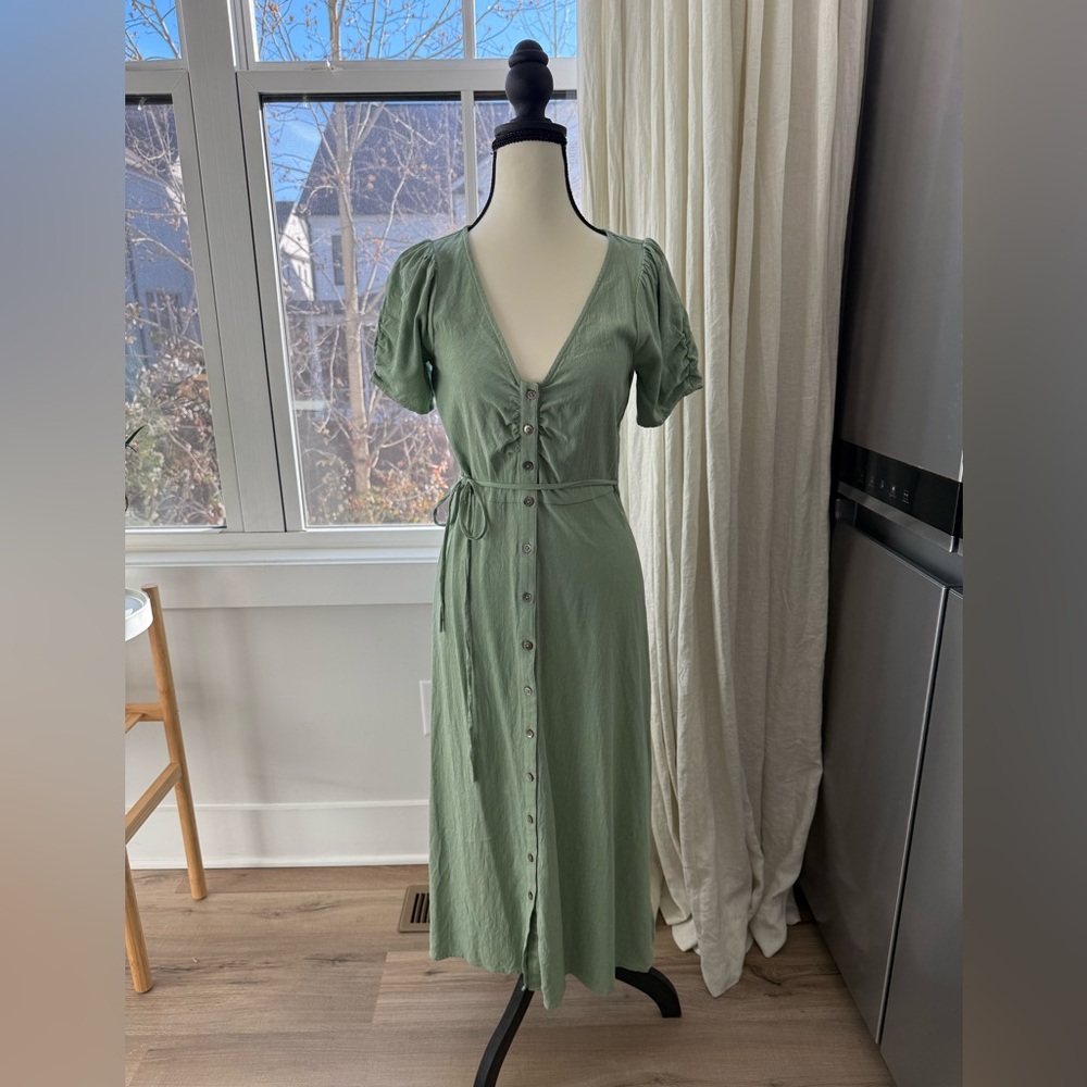 Madewell Leedra Button Front Midi Dress in Gatehouse Green - size 0